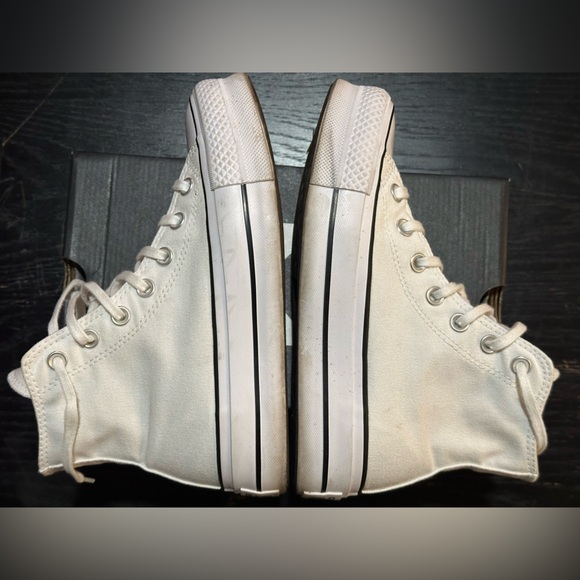 Converse White Platform Hightops - Picture 5 of 8